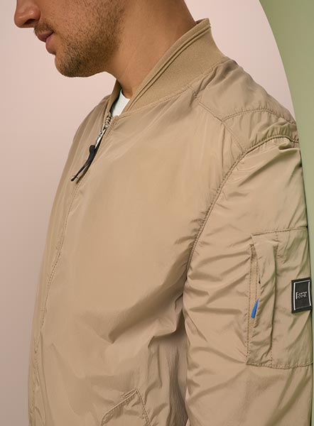 Trendbook  HAKA Herrenjacken Desktop