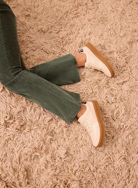 Trendbook-DOB-Cord-Desktop